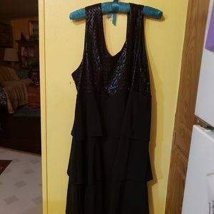 Fashion Bug Dresses - Black Fashion Bug Sleeveless Cocktail Midi Dress Fashion Bug Dresses - Black Fashion Bug Sleeveless Cocktail Midi Dress